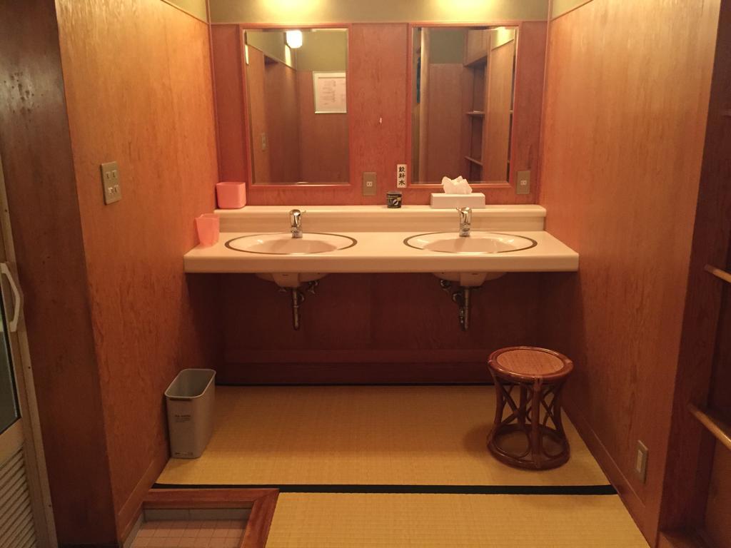 Ryokan Mitsuwa Toyooka  Exterior foto